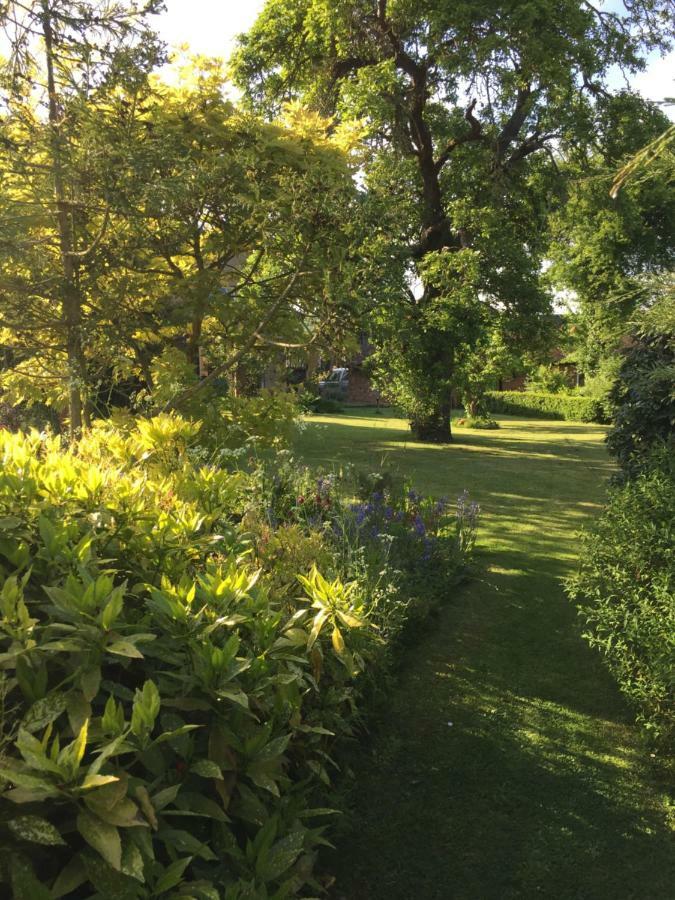 Upper Wood End Farm Bed & Breakfast Marston Moreteyne Ngoại thất bức ảnh